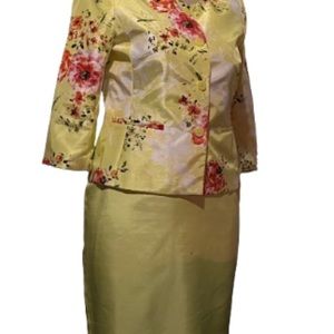 Size 12 Classy Women suit